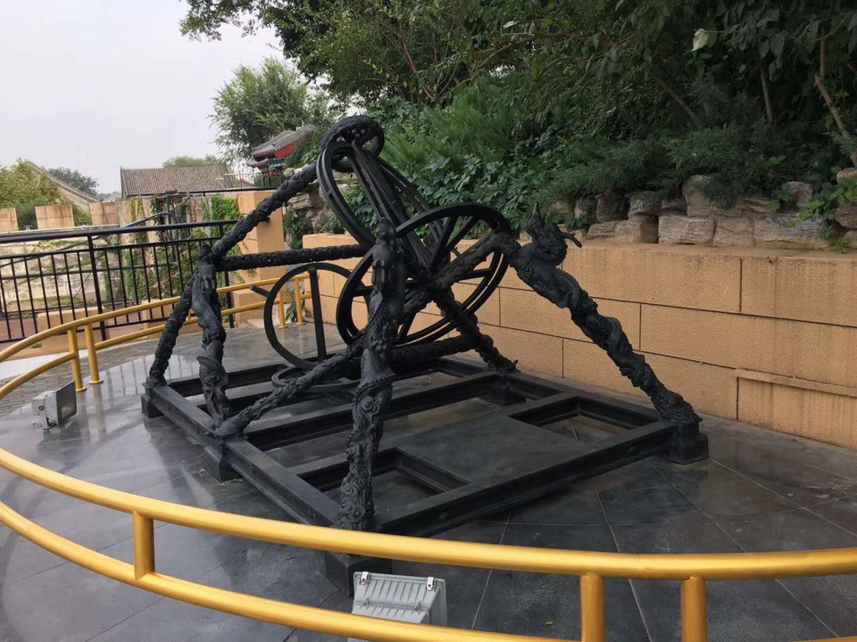 鼓楼地铁站浑天仪2